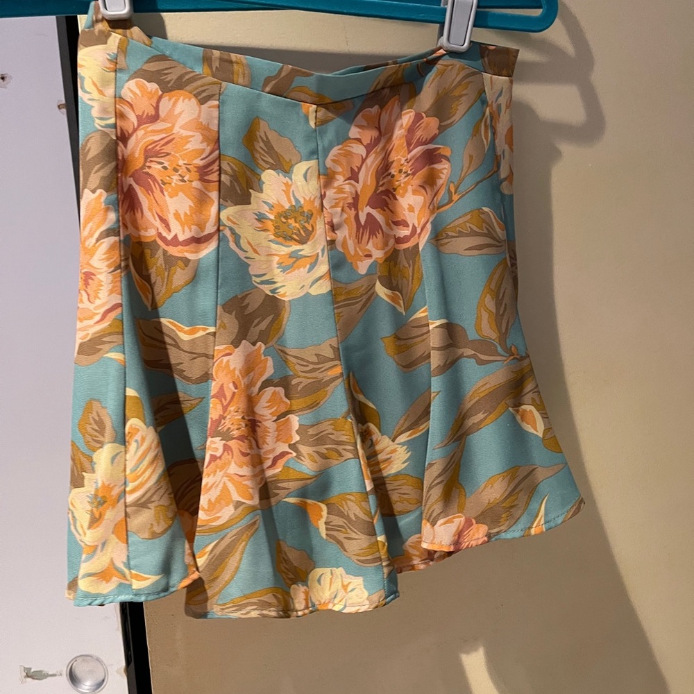 Show Me Your Mumu Skater Skirt Size Small